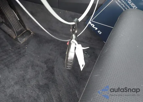 2025 Kia K5 Gt-Line z USA, uszkodzony, nr VIN KNAG64J70S5380072